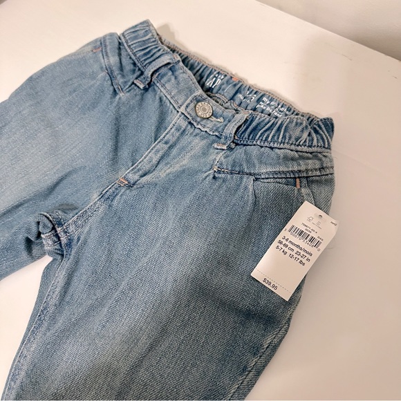 3/$30 | NWT Baby Gap Bubble Jeans - Picture 2 of 6